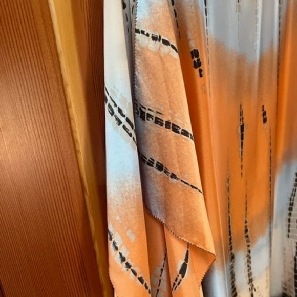 BCBG MaxAzria Silk Bohemian Shift - Picture 10 of 11